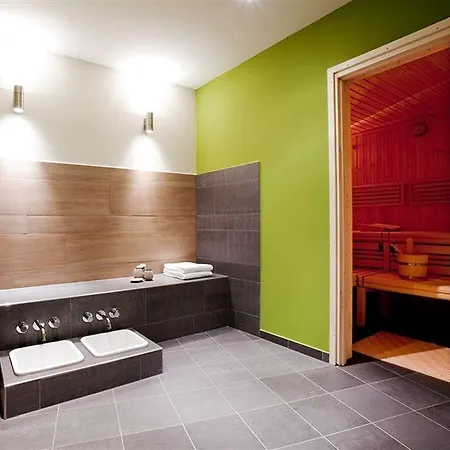 Townhouse מלון דירות