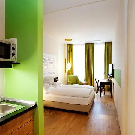 Townhouse 4*